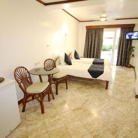 Mermaid Resort Puerto Galera Dış mekan fotoğraf