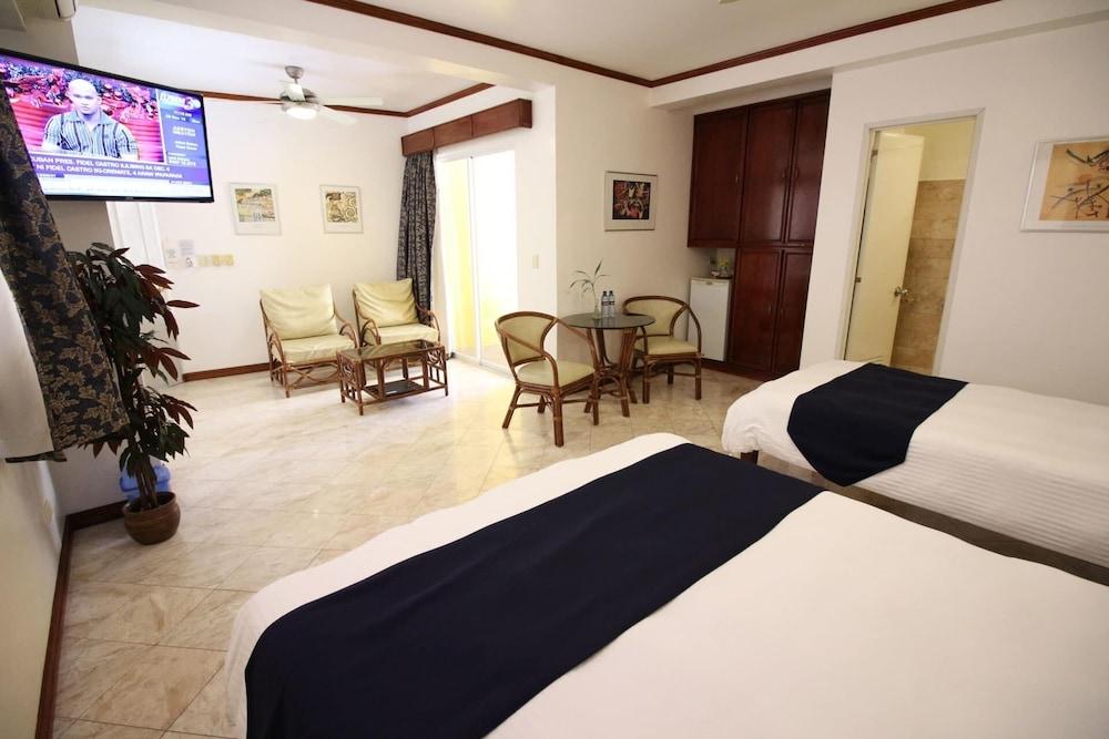 Mermaid Resort Puerto Galera Dış mekan fotoğraf