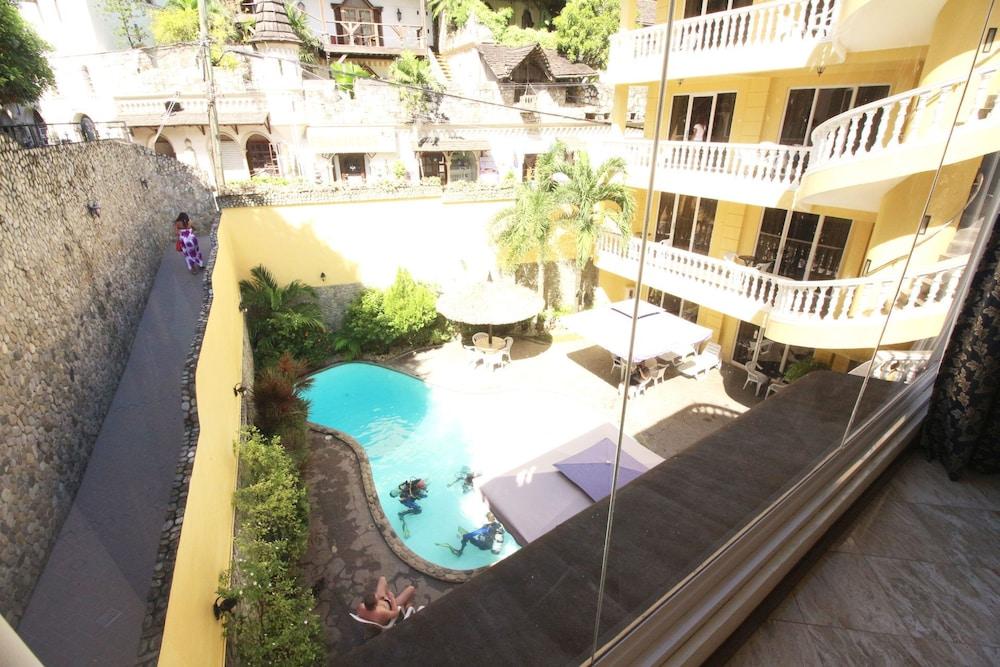 Mermaid Resort Puerto Galera Dış mekan fotoğraf