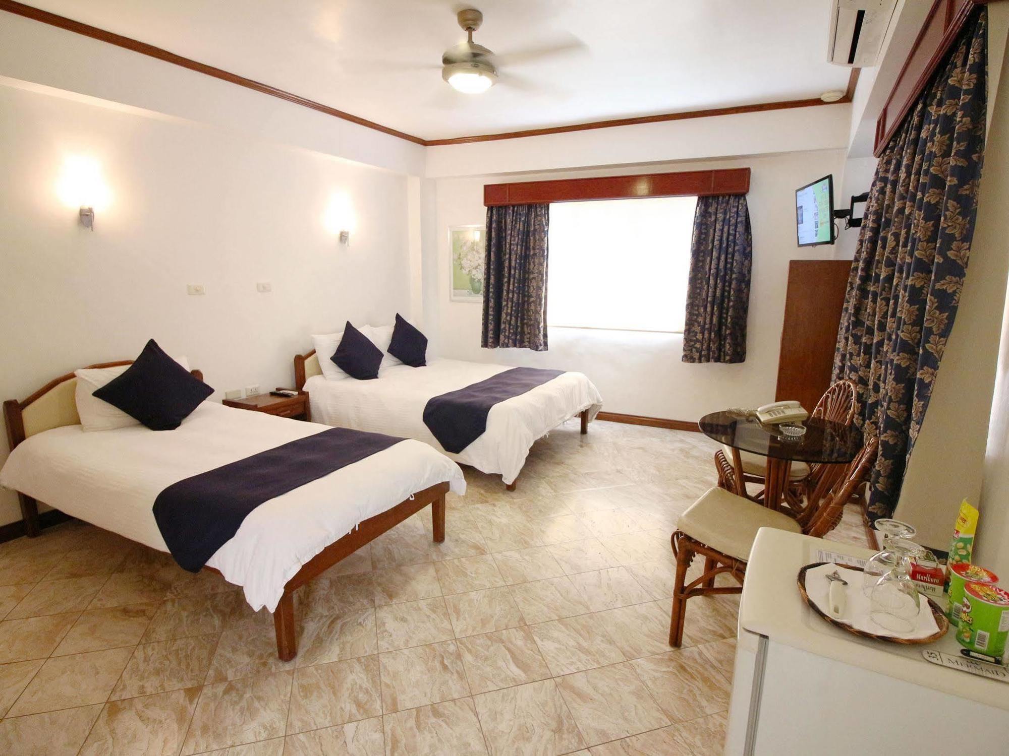 Mermaid Resort Puerto Galera Dış mekan fotoğraf